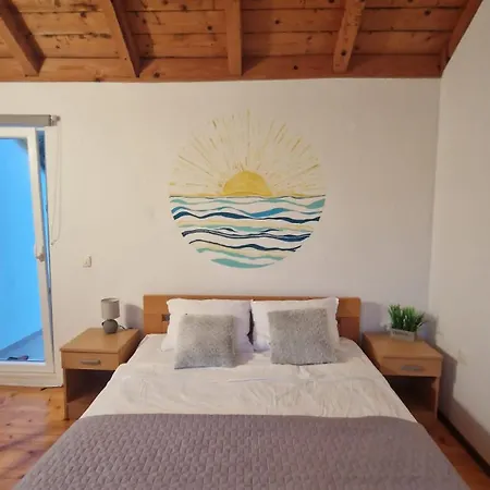 The White House Lumbarda