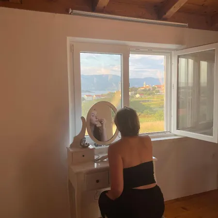 Apartman The White House Lumbarda