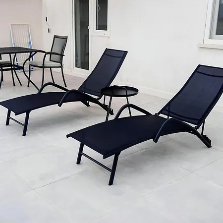 Apartman The White House