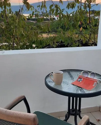 The White House Lumbarda