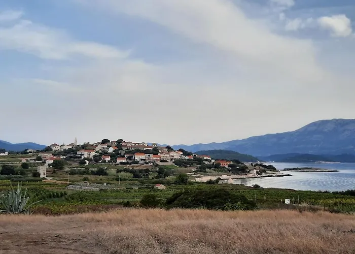 The White House Lägenhet Lumbarda