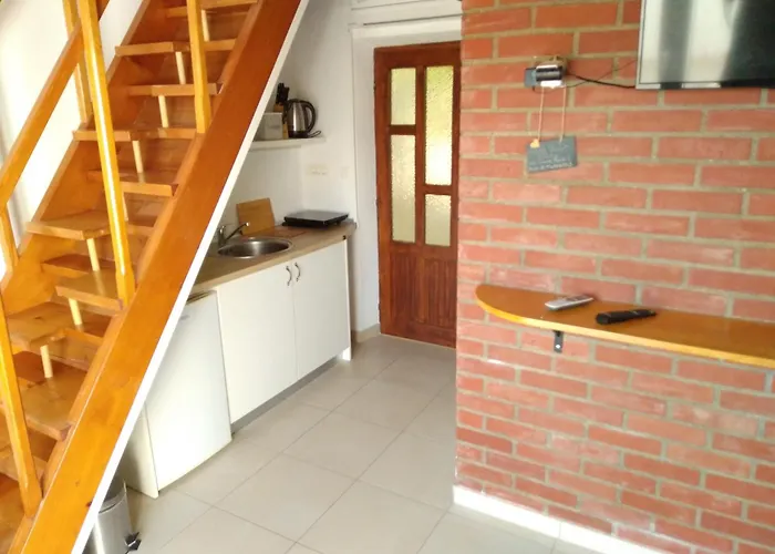 The White House Lumbarda