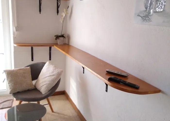 The White House * Lumbarda