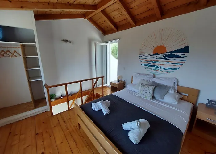 The White House * Lumbarda